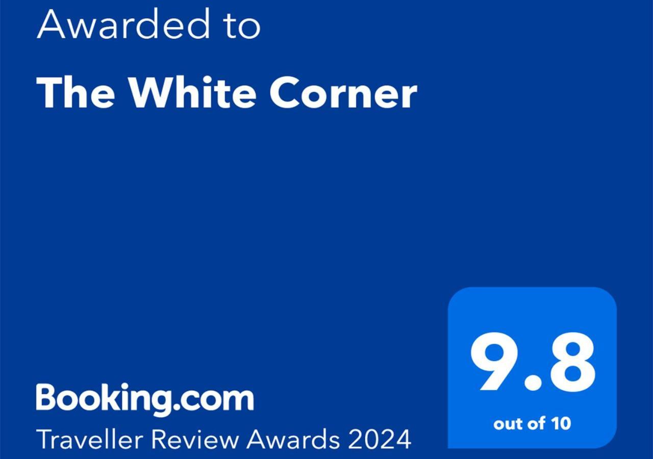 Appartamento The White Corner Durrës Esterno foto